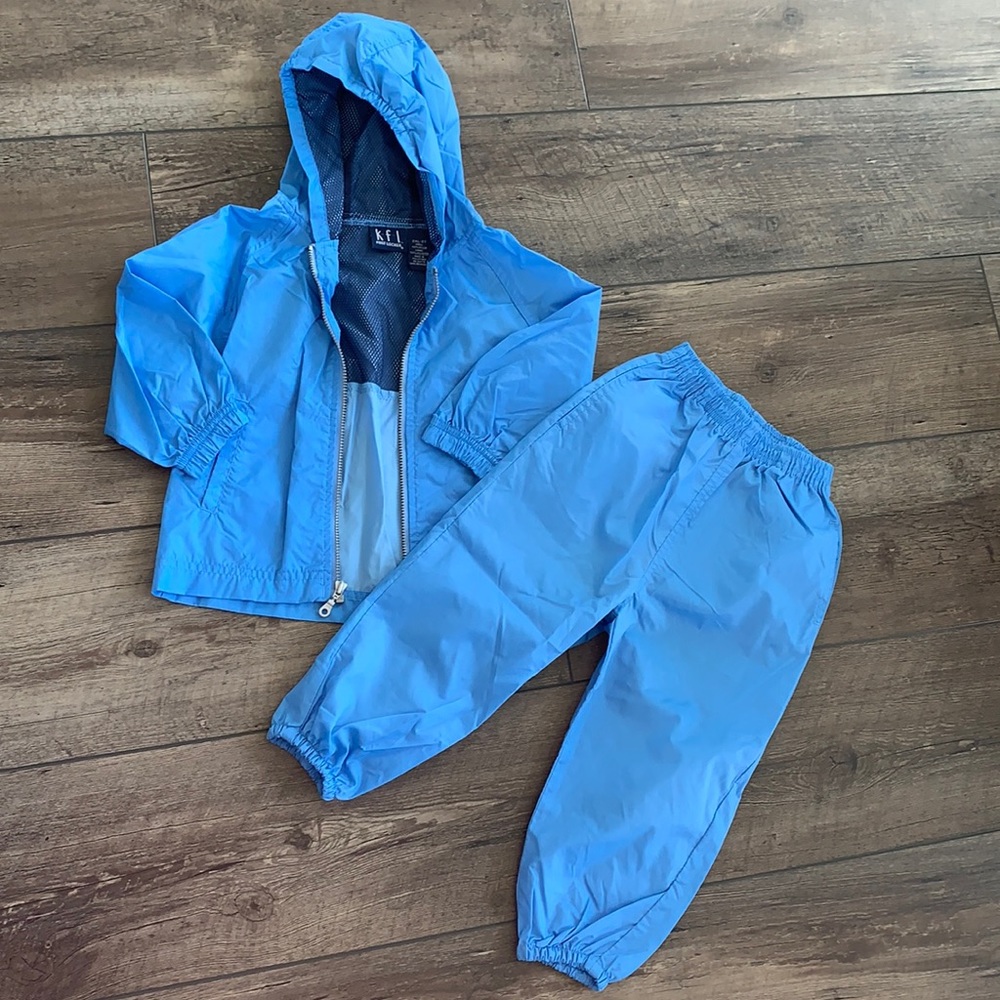 Kids 24 mths/2T blue wind suit